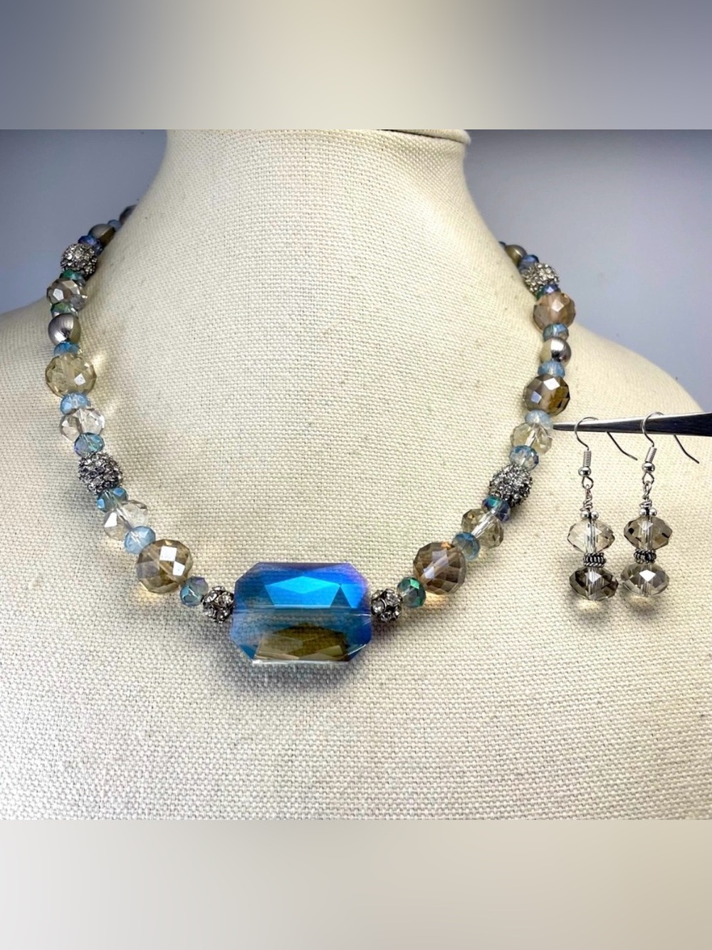 Chunky Bold Glass Beaded Statement Necklace And Earrings Set Stunning Beautiful